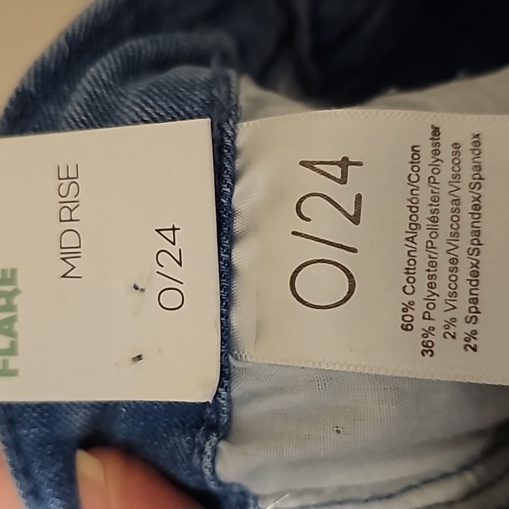 NWT Waist: 26"-28" - Picture 8 of 8